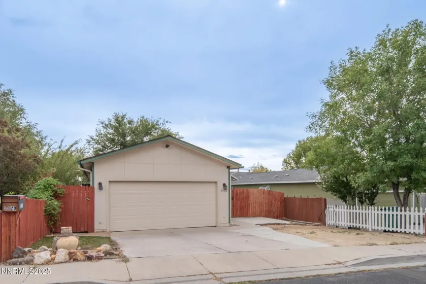 2920 Harding, Reno, Nevada 89503, 3 Bedrooms Bedrooms, ,2 BathroomsBathrooms,Residential,Residential,Harding,260004854