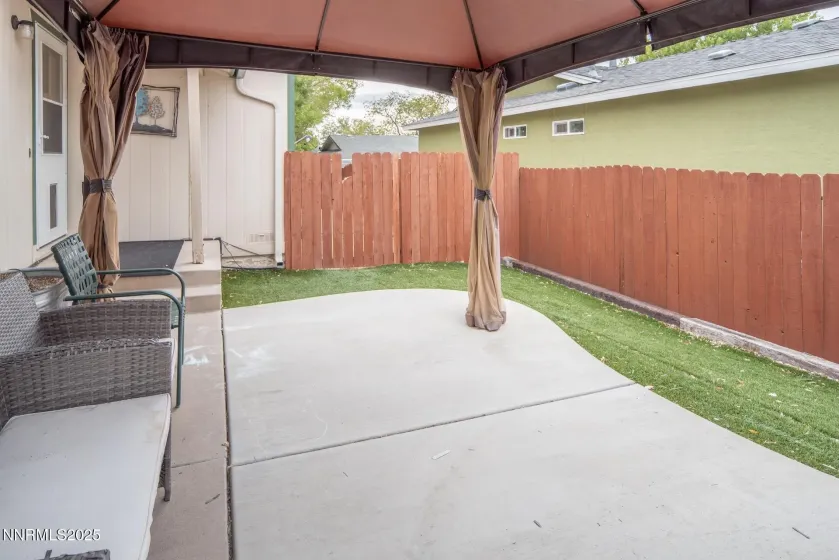 2920 Harding, Reno, Nevada 89503, 3 Bedrooms Bedrooms, ,2 BathroomsBathrooms,Residential,Residential,Harding,260004854