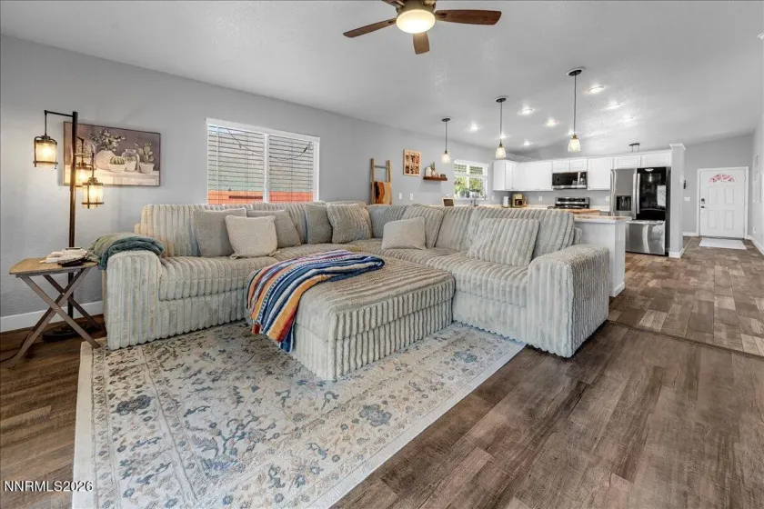 17900 Timber Grove, Reno, Nevada 89508, 3 Bedrooms Bedrooms, ,2 BathroomsBathrooms,Residential,Residential,Timber Grove,260004856