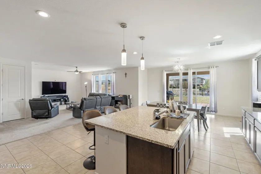 8006 Furnace Creek, Sparks, Nevada 89436, 5 Bedrooms Bedrooms, ,4 BathroomsBathrooms,Residential,Residential,Furnace Creek,260004857