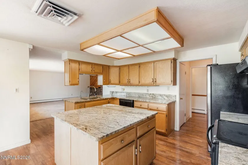 20500 Cooke, Reno, Nevada 89521, 4 Bedrooms Bedrooms, ,3 BathroomsBathrooms,Residential,Residential,Cooke,260004858