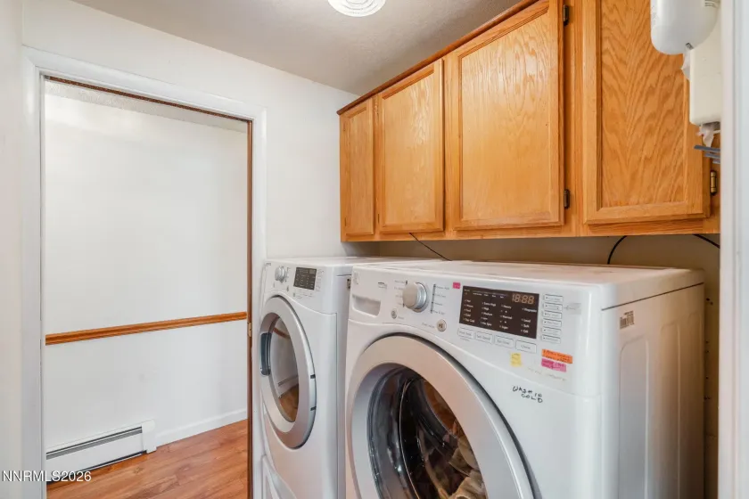 20500 Cooke, Reno, Nevada 89521, 4 Bedrooms Bedrooms, ,3 BathroomsBathrooms,Residential,Residential,Cooke,260004858