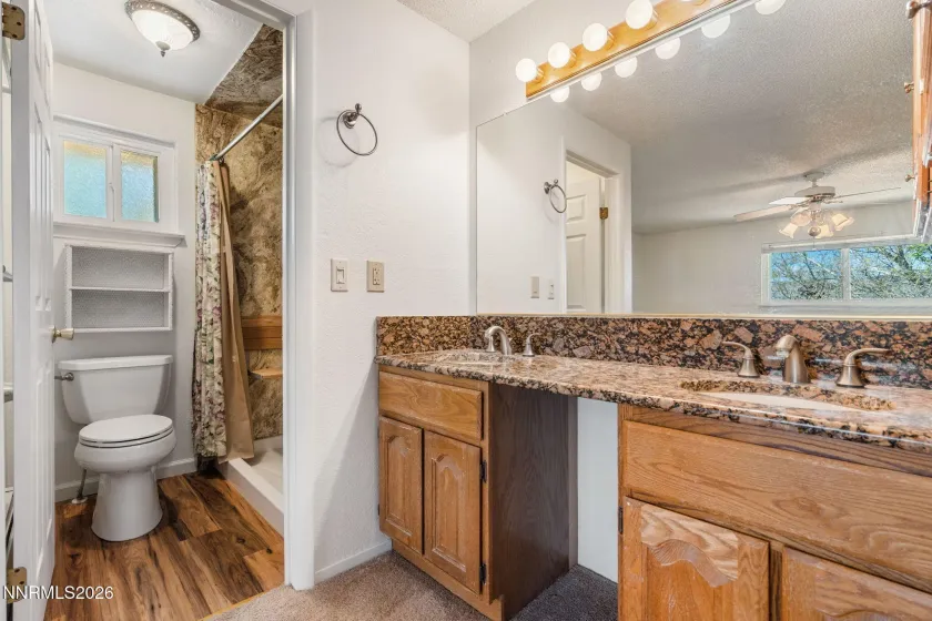 20500 Cooke, Reno, Nevada 89521, 4 Bedrooms Bedrooms, ,3 BathroomsBathrooms,Residential,Residential,Cooke,260004858