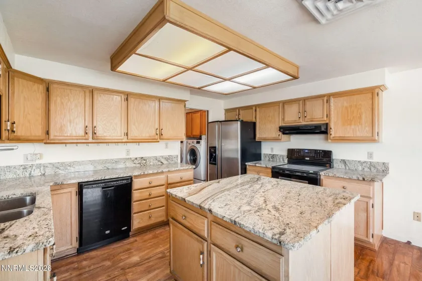 20500 Cooke, Reno, Nevada 89521, 4 Bedrooms Bedrooms, ,3 BathroomsBathrooms,Residential,Residential,Cooke,260004858