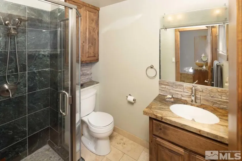 Main Bedroom ensuite bathroom