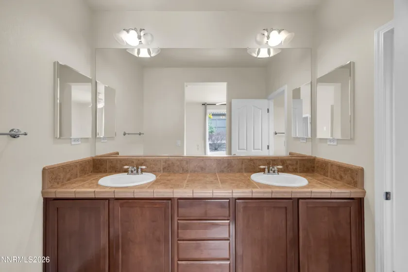 530 Beckfield, Reno, Nevada 89521, 3 Bedrooms Bedrooms, ,2 BathroomsBathrooms,Residential,Residential,Beckfield,260004861