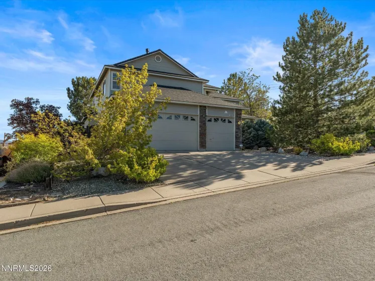 3398 Big Sky, Reno, Nevada 89503, 4 Bedrooms Bedrooms, ,3 BathroomsBathrooms,Residential,Residential,Big Sky,260004862