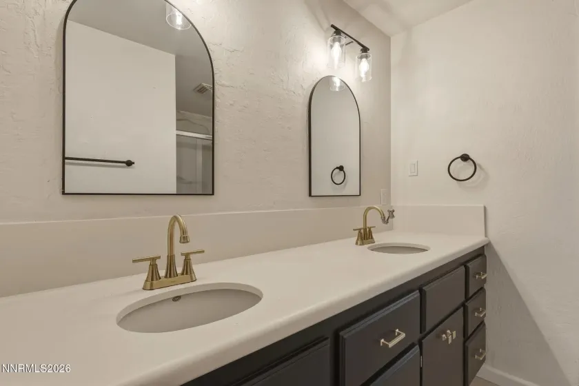 500 Sierra Manor, Reno, Nevada 89511, 3 Bedrooms Bedrooms, ,2 BathroomsBathrooms,Residential,Residential,Sierra Manor,260003066