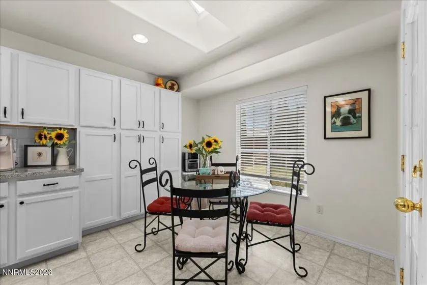 1053 Turtledove, Sparks, Nevada 89441, 4 Bedrooms Bedrooms, ,2 BathroomsBathrooms,Residential,Residential,Turtledove,260004864