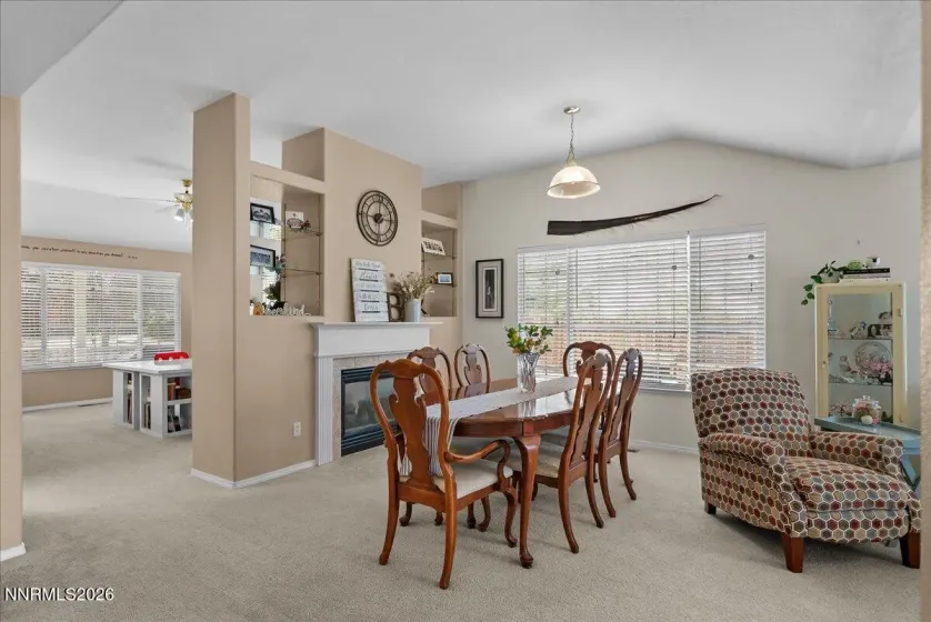 1053 Turtledove, Sparks, Nevada 89441, 4 Bedrooms Bedrooms, ,2 BathroomsBathrooms,Residential,Residential,Turtledove,260004864