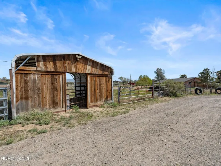 2530 Henning, Minden, Nevada 89423, 4 Bedrooms Bedrooms, ,4 BathroomsBathrooms,Residential,Residential,Henning,260004863