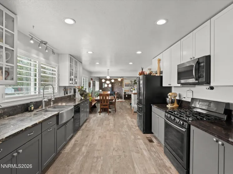 2530 Henning, Minden, Nevada 89423, 4 Bedrooms Bedrooms, ,4 BathroomsBathrooms,Residential,Residential,Henning,260004863