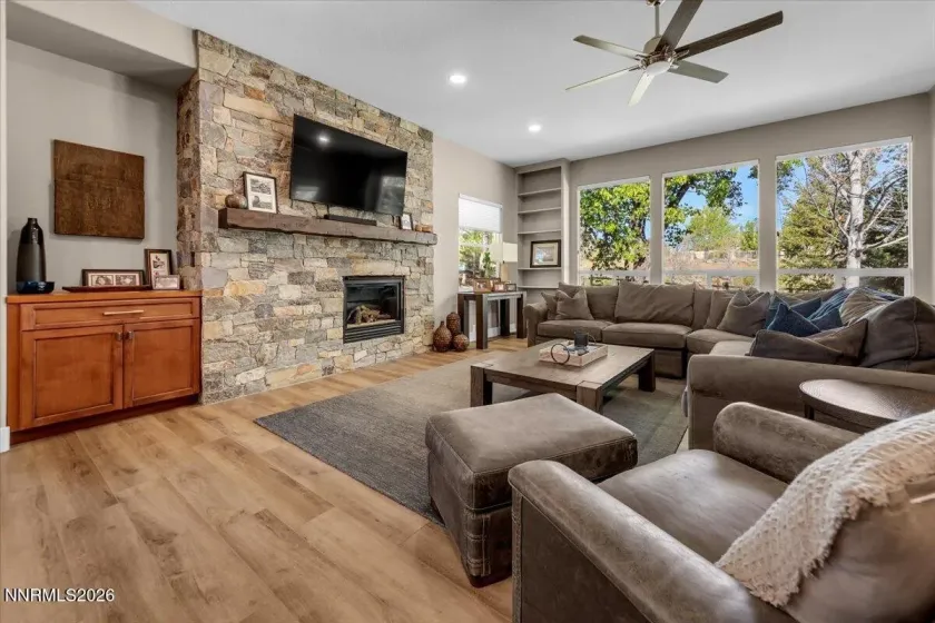 5105 Tucumcari, Reno, Nevada 89511, 4 Bedrooms Bedrooms, ,3 BathroomsBathrooms,Residential,Residential,Tucumcari,260004865