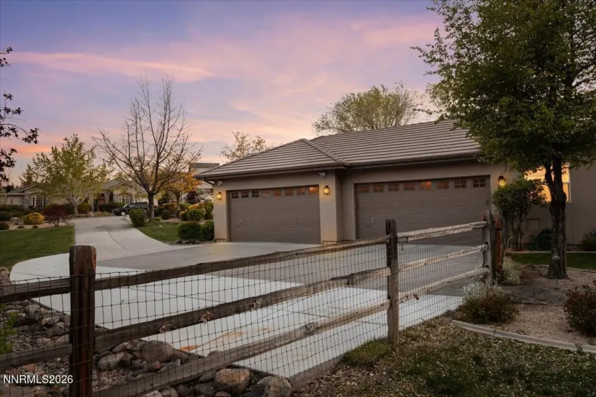 5105 Tucumcari, Reno, Nevada 89511, 4 Bedrooms Bedrooms, ,3 BathroomsBathrooms,Residential,Residential,Tucumcari,260004865