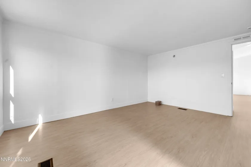 17575 Thrush, Reno, Nevada 89508, 4 Bedrooms Bedrooms, ,2 BathroomsBathrooms,Residential,Residential,Thrush,260002971