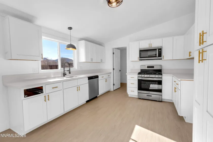 17575 Thrush, Reno, Nevada 89508, 4 Bedrooms Bedrooms, ,2 BathroomsBathrooms,Residential,Residential,Thrush,260002971