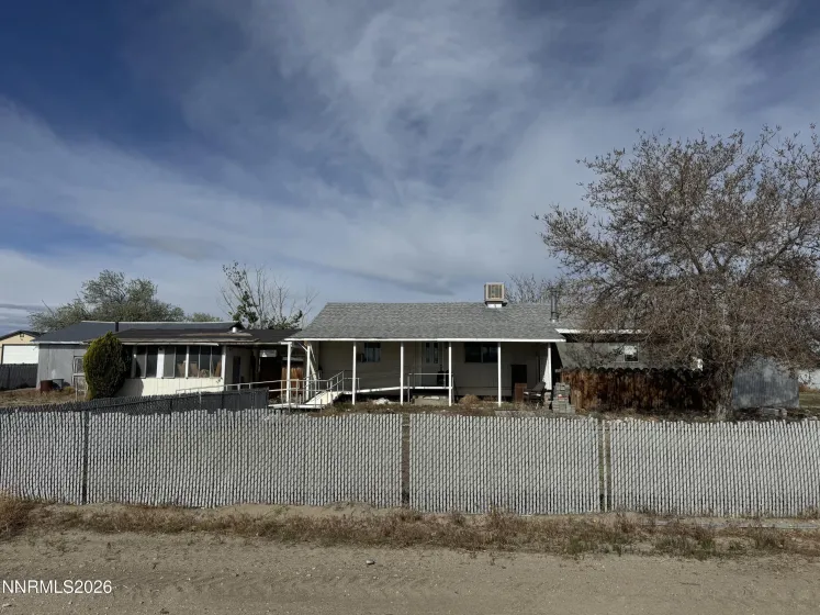 1233 Briggs, Fallon, Nevada 89406, 3 Bedrooms Bedrooms, ,2 BathroomsBathrooms,Residential,Residential,Briggs,260004870