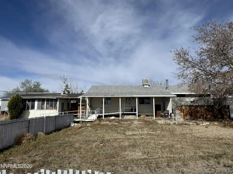 1233 Briggs, Fallon, Nevada 89406, 3 Bedrooms Bedrooms, ,2 BathroomsBathrooms,Residential,Residential,Briggs,260004870