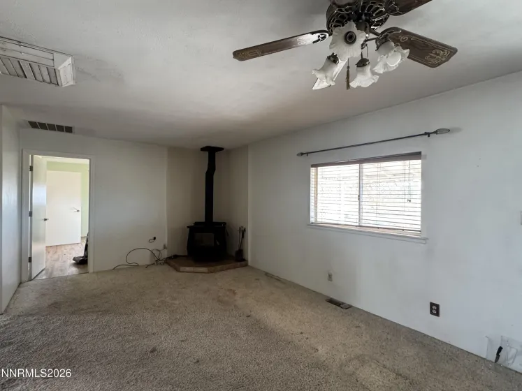 1233 Briggs, Fallon, Nevada 89406, 3 Bedrooms Bedrooms, ,2 BathroomsBathrooms,Residential,Residential,Briggs,260004870