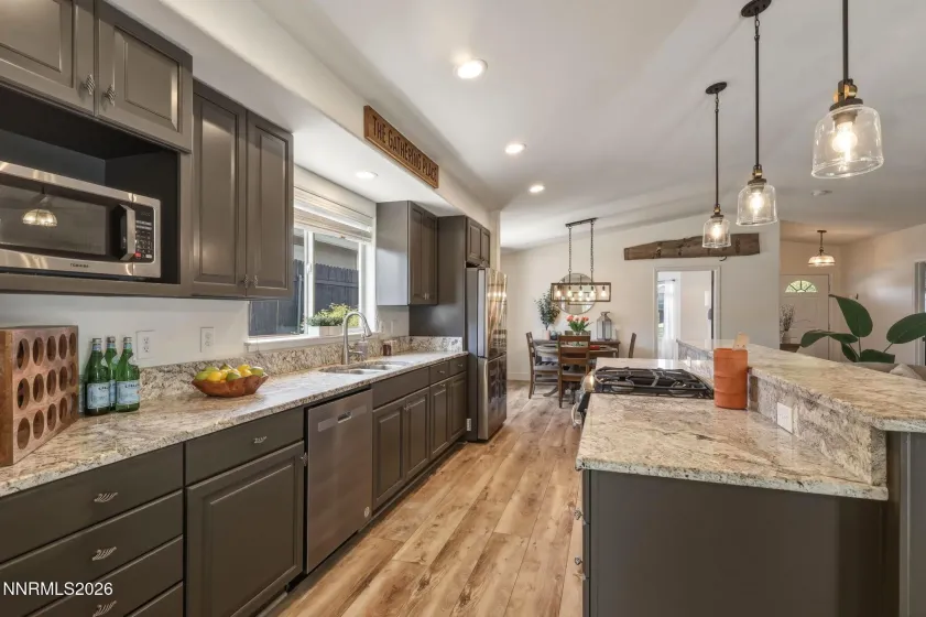 1743 Desert Peach, Carson City, Nevada 89703, 4 Bedrooms Bedrooms, ,2 BathroomsBathrooms,Residential,Residential,Desert Peach,260004871