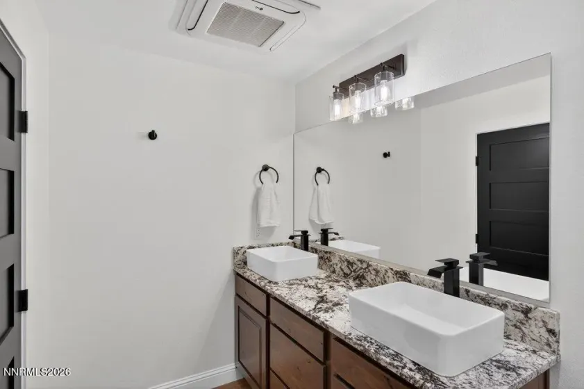 2320 Empire, Reno, Nevada 89521, 5 Bedrooms Bedrooms, ,3 BathroomsBathrooms,Residential,Residential,Empire,260004874