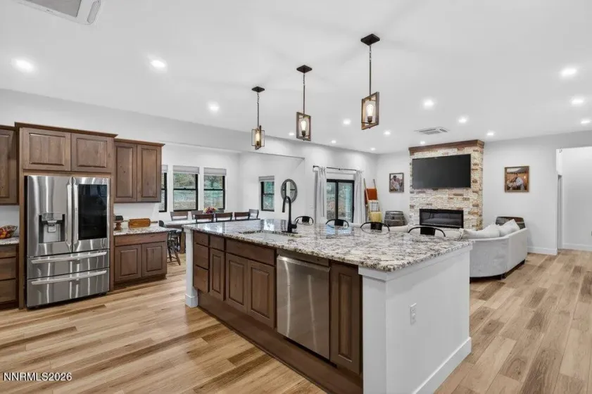 2320 Empire, Reno, Nevada 89521, 5 Bedrooms Bedrooms, ,3 BathroomsBathrooms,Residential,Residential,Empire,260004874