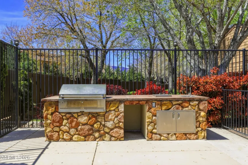 530 Patriot, Reno, Nevada 89511, 2 Bedrooms Bedrooms, ,2 BathroomsBathrooms,Residential,Residential,Patriot,260004879