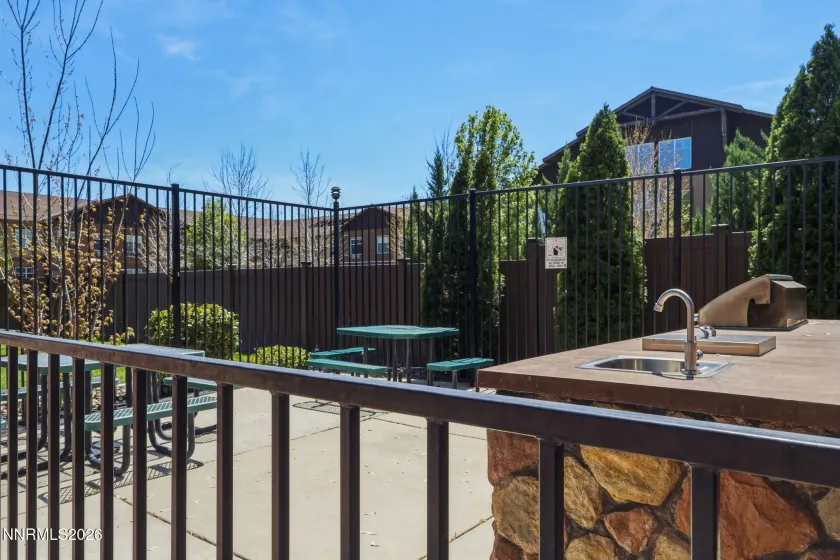 530 Patriot, Reno, Nevada 89511, 2 Bedrooms Bedrooms, ,2 BathroomsBathrooms,Residential,Residential,Patriot,260004879