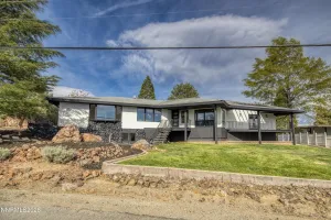 3020 Malapi, Sparks, Nevada 89431, 4 Bedrooms Bedrooms, ,4 BathroomsBathrooms,Residential,Residential,Malapi,260004878