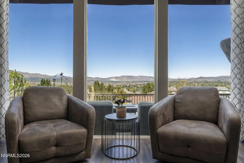 2808 Grosmont, Sparks, Nevada 89436, 4 Bedrooms Bedrooms, ,3 BathroomsBathrooms,Residential,Residential,Grosmont,260004881