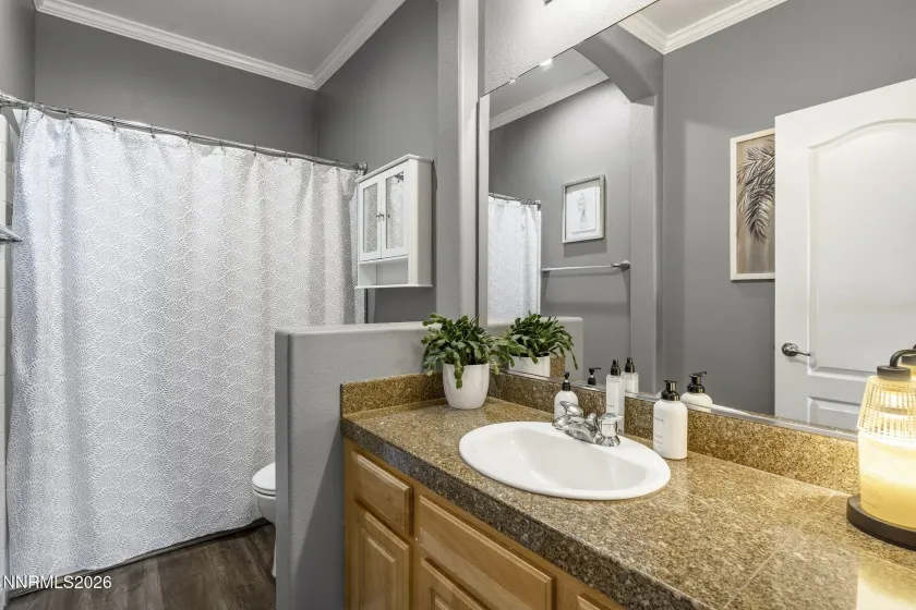 2808 Grosmont, Sparks, Nevada 89436, 4 Bedrooms Bedrooms, ,3 BathroomsBathrooms,Residential,Residential,Grosmont,260004881