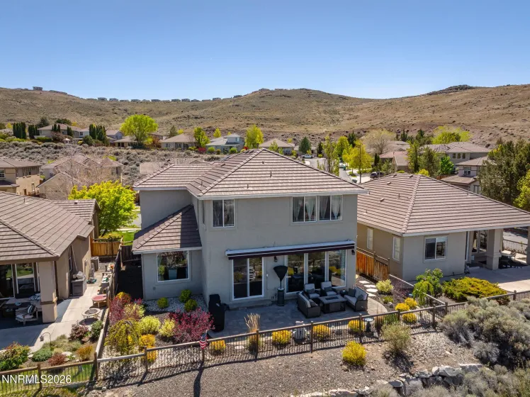 2808 Grosmont, Sparks, Nevada 89436, 4 Bedrooms Bedrooms, ,3 BathroomsBathrooms,Residential,Residential,Grosmont,260004881