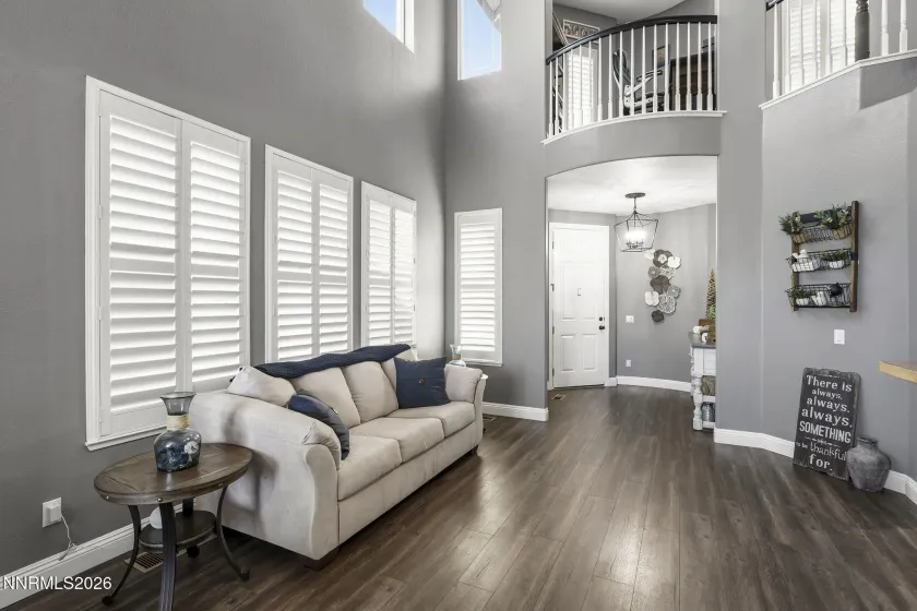 2808 Grosmont, Sparks, Nevada 89436, 4 Bedrooms Bedrooms, ,3 BathroomsBathrooms,Residential,Residential,Grosmont,260004881