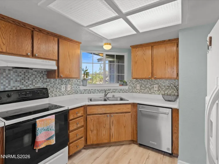 1317 Mary Jo, Gardnerville, Nevada 89460, 4 Bedrooms Bedrooms, ,2 BathroomsBathrooms,Residential,Residential,Mary Jo,260004882