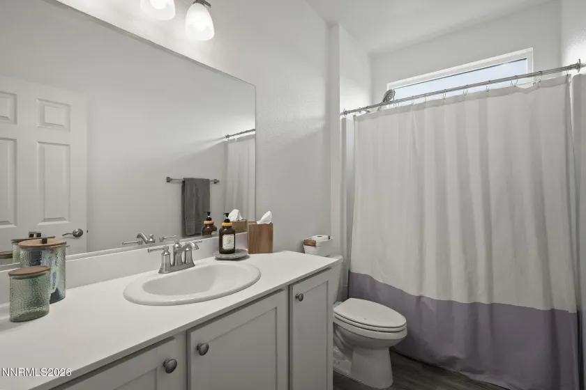 6448 Field Eagle, Sparks, Nevada 89436, 4 Bedrooms Bedrooms, ,2 BathroomsBathrooms,Residential,Residential,Field Eagle,260004883