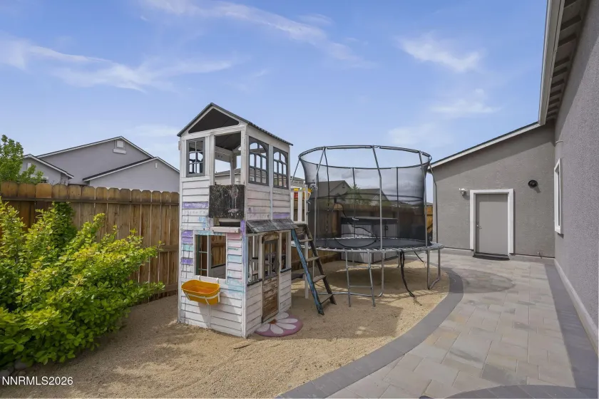 6448 Field Eagle, Sparks, Nevada 89436, 4 Bedrooms Bedrooms, ,2 BathroomsBathrooms,Residential,Residential,Field Eagle,260004883