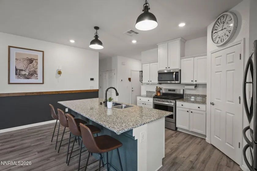 6448 Field Eagle, Sparks, Nevada 89436, 4 Bedrooms Bedrooms, ,2 BathroomsBathrooms,Residential,Residential,Field Eagle,260004883