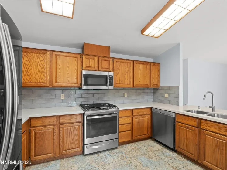 1281 Satellite, Sparks, Nevada 89436, 4 Bedrooms Bedrooms, ,2 BathroomsBathrooms,Residential,Residential,Satellite,260004884