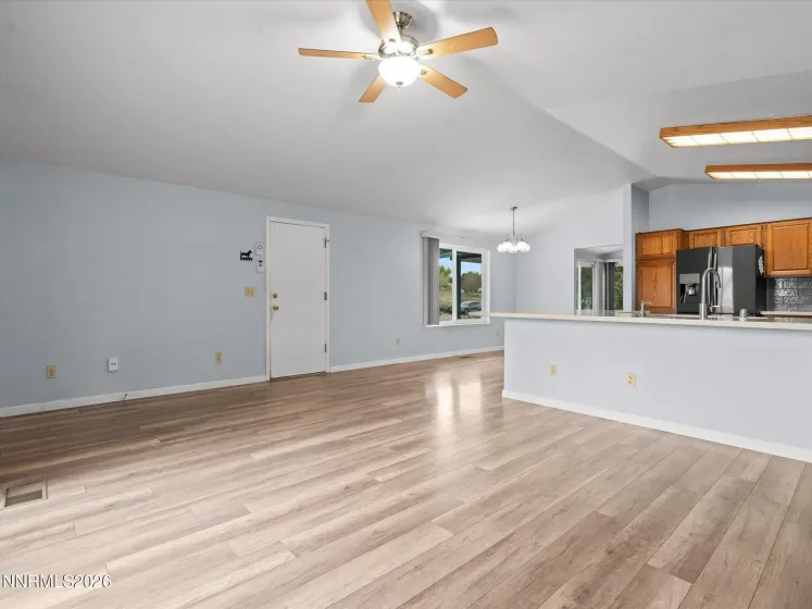 1281 Satellite, Sparks, Nevada 89436, 4 Bedrooms Bedrooms, ,2 BathroomsBathrooms,Residential,Residential,Satellite,260004884