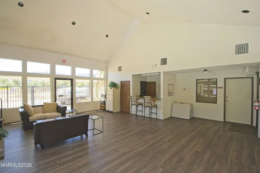 2855 Idlewild, Reno, Nevada 89509, 2 Bedrooms Bedrooms, ,2 BathroomsBathrooms,Residential,Residential,Idlewild,260004887