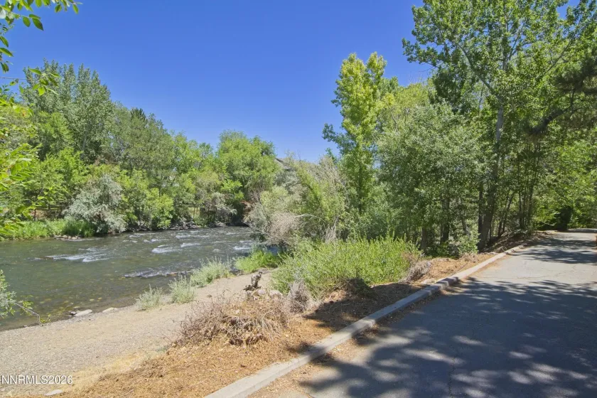 2855 Idlewild, Reno, Nevada 89509, 2 Bedrooms Bedrooms, ,2 BathroomsBathrooms,Residential,Residential,Idlewild,260004887