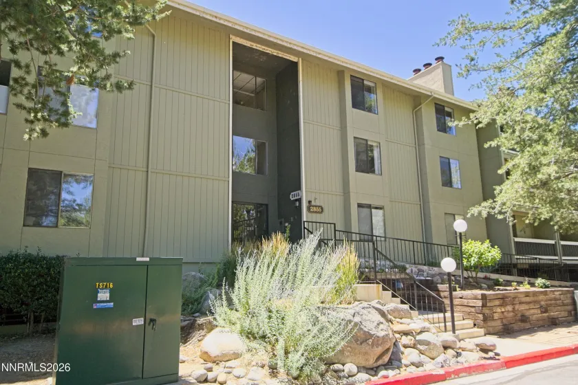 2855 Idlewild, Reno, Nevada 89509, 2 Bedrooms Bedrooms, ,2 BathroomsBathrooms,Residential,Residential,Idlewild,260004887