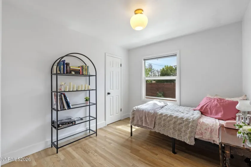 1530 Elmcrest, Reno, Nevada 89503, 5 Bedrooms Bedrooms, ,3 BathroomsBathrooms,Residential,Residential,Elmcrest,260004891