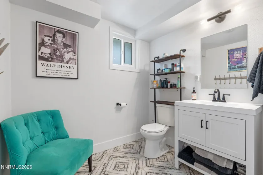 1530 Elmcrest, Reno, Nevada 89503, 5 Bedrooms Bedrooms, ,3 BathroomsBathrooms,Residential,Residential,Elmcrest,260004891