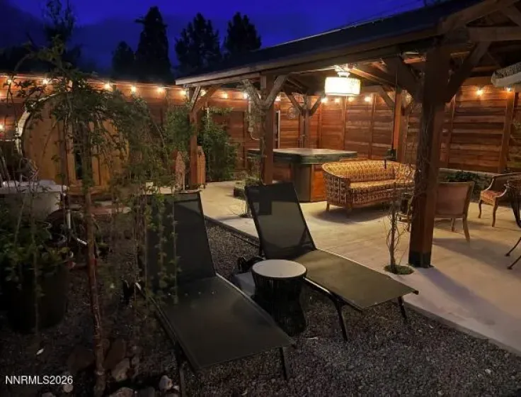 1530 Elmcrest, Reno, Nevada 89503, 5 Bedrooms Bedrooms, ,3 BathroomsBathrooms,Residential,Residential,Elmcrest,260004891