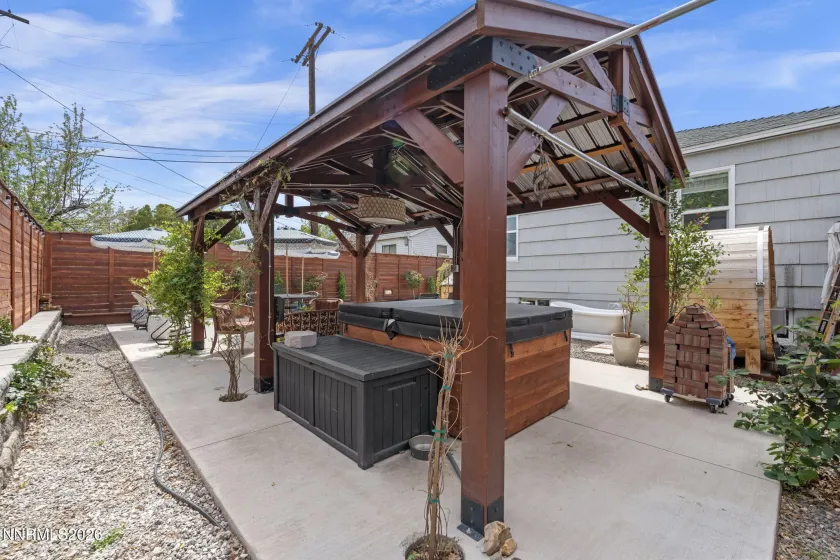 1530 Elmcrest, Reno, Nevada 89503, 5 Bedrooms Bedrooms, ,3 BathroomsBathrooms,Residential,Residential,Elmcrest,260004891