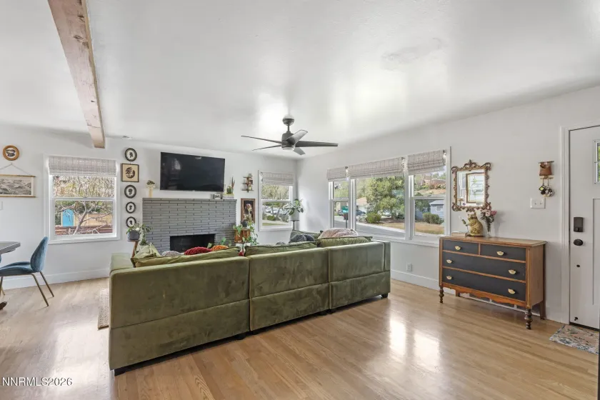 1530 Elmcrest, Reno, Nevada 89503, 5 Bedrooms Bedrooms, ,3 BathroomsBathrooms,Residential,Residential,Elmcrest,260004891