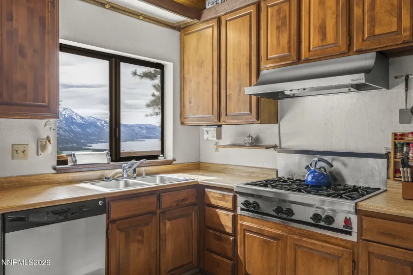 849 Jennifer, Incline Village, Nevada 89451, 5 Bedrooms Bedrooms, ,3 BathroomsBathrooms,Residential,Residential,Jennifer,260004892