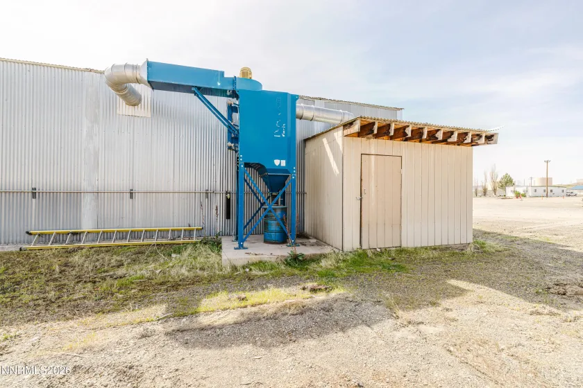 824 Poplar, Carlin, Nevada 89822, ,Commercial Sale,Residential,Poplar,260004895