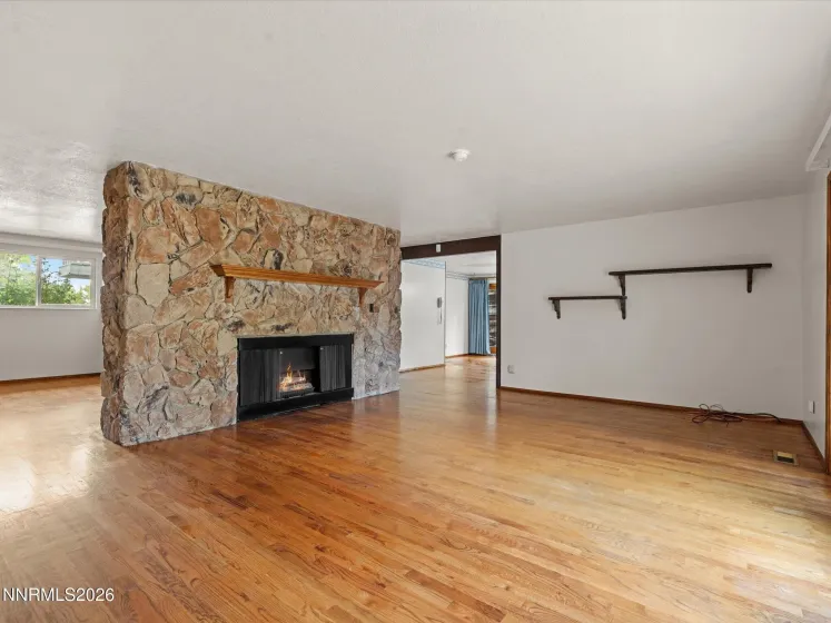 3370 Shawnee, Reno, Nevada 89502, 4 Bedrooms Bedrooms, ,4 BathroomsBathrooms,Residential,Residential,Shawnee,260004896